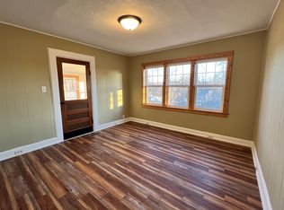 824 Maple St W, Stillwater, MN 55082