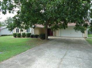 314 Wake Forest Dr, Warner Robins, GA 31093