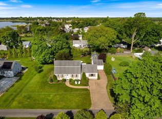 4 Dana Dr, Old Saybrook, CT 06475