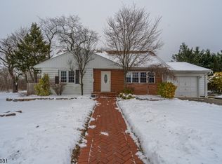 344 N 7th Ave, Manville, NJ