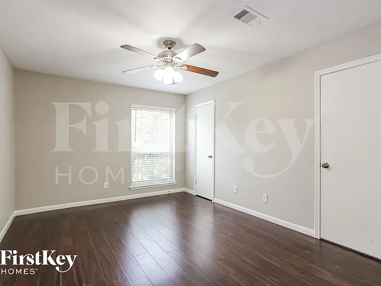 1610 Atlanta St — Photo 8
