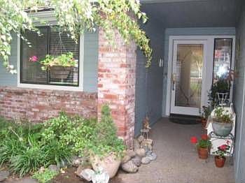 1st image of 1010 Oak Knoll Dr