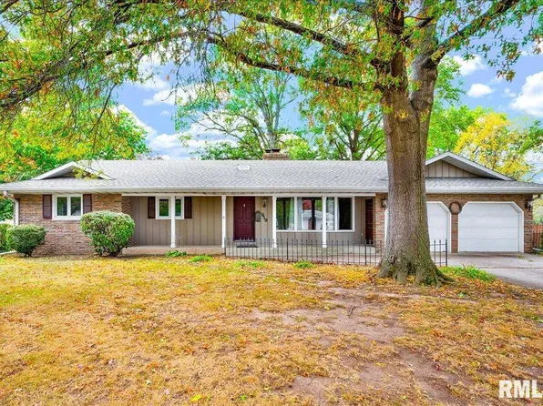 619 N Hushaw Ave, Chillicothe, IL 61523