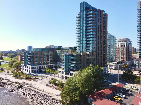 2060 Lakeshore Rd #405, Burlington, ON L7R 0G2