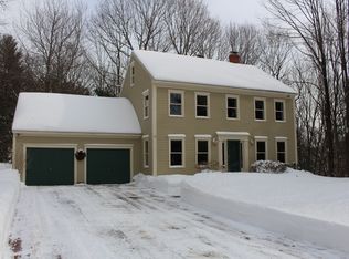 6 Deer Run Rd, Falmouth, ME 04105