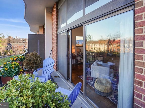 5th image of 3101 New Mexico Ave NW APT 225