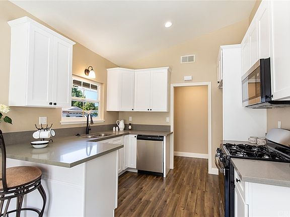 4th image of 26620 Berino Dr