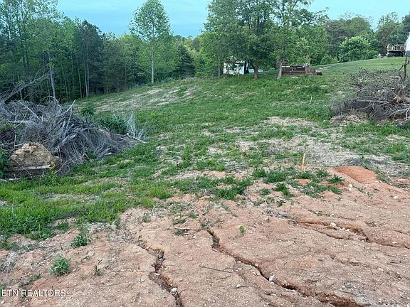 3rd image of 2116 Snodgrass Rd