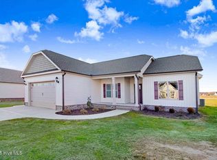 205 Fitzgerald Dr, Pikeville, NC 27863