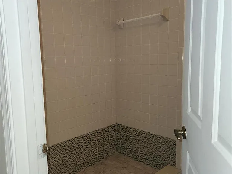 321 Norwood Ter #N224 — Photo 23