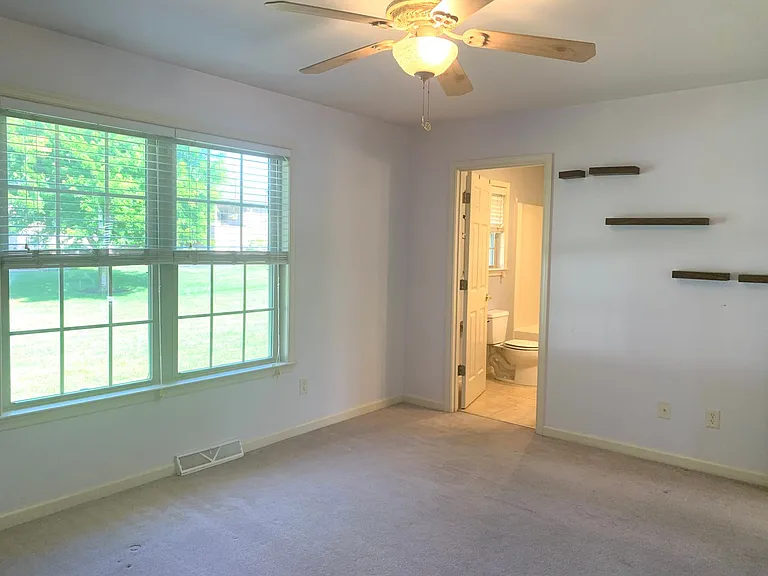 317 Rose Ann Dr — Photo 32
