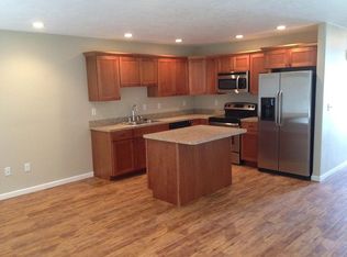 708 3rd St NW, Minot, ND 58703