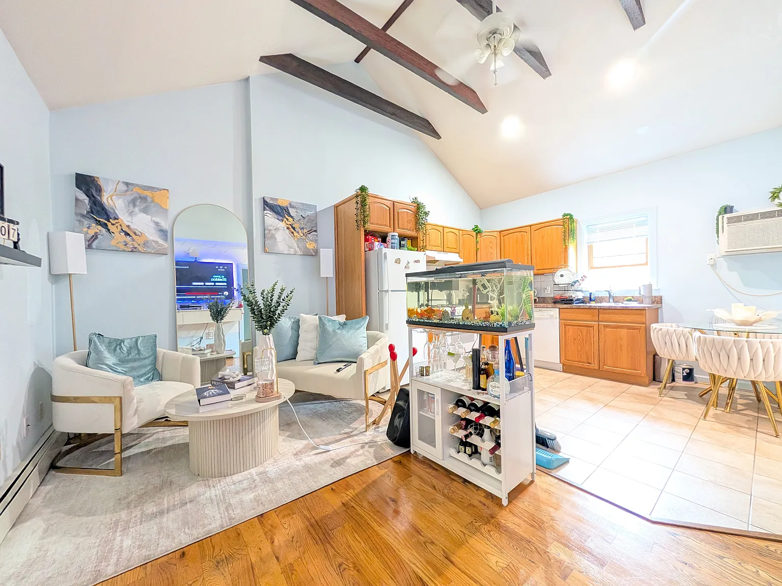 2 bed, $2,000 — Photo 3