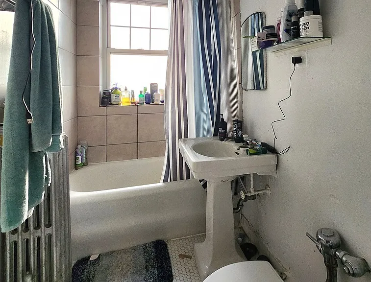 4747 N Damen Ave #3A — Photo 9
