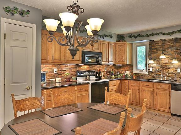 5th image of 10943 Wonderland Dr