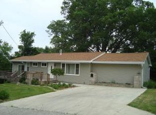 6 P St, Bedford, IN 47421