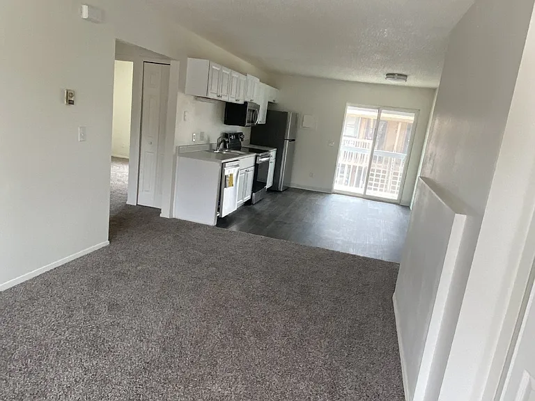 865 Hathaway Dr #A — Photo 10