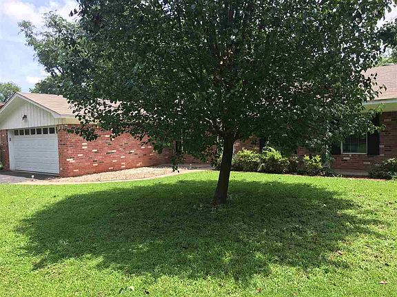 4th image of 1400 Willow Oak Dr