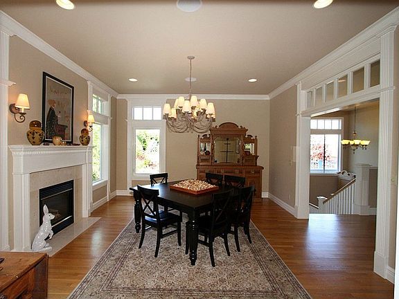 4th image of 8787 Paisley Dr NE