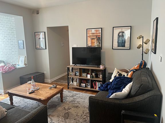 3rd image of 1219 N Spaulding Ave #1