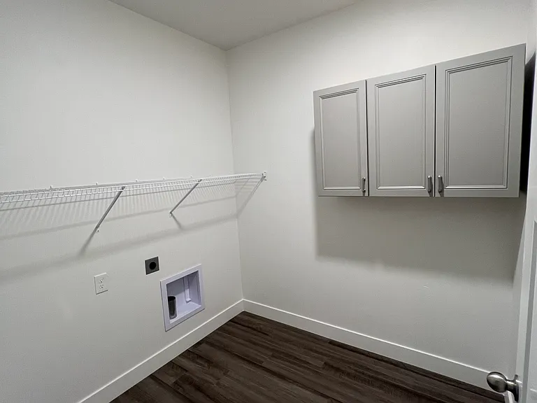 762 Lang Ct N #301 — Photo 19