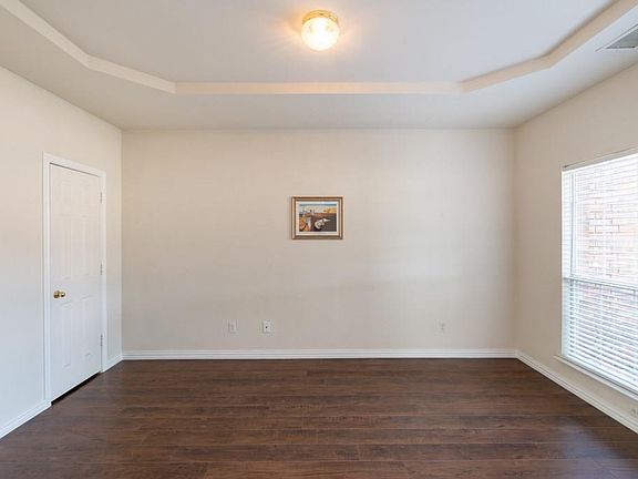 5th image of 660 Joy Dianne Dr