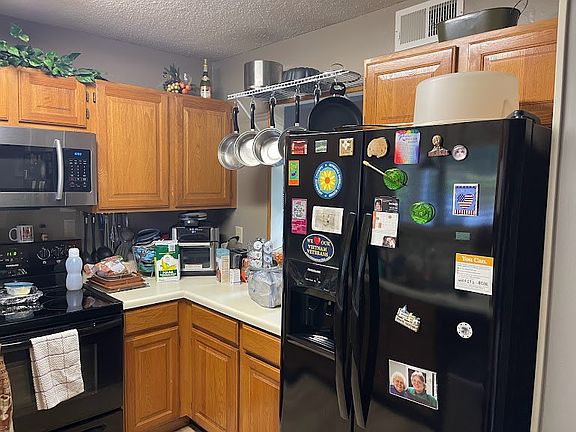 5th image of 907 Northlake Dr
