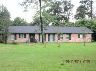 1505 Youngs Rd, Bogalusa, LA 70427