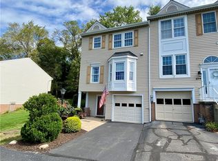 477 Cherryhill Dr, Bridgeville, PA 15017