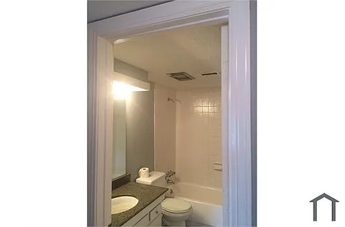 146 Rue Fontaine Photo 1 146 Rue Fontaine Photo 1