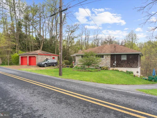 166 Willow Rd, Fleetwood, PA 19522