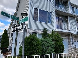 86 Vogel Loop #86, Staten Island, NY 10314