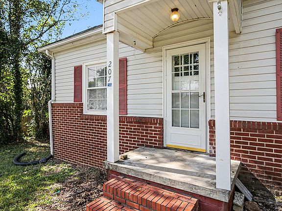 4th image of 207 Short Morgan St