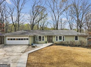 2000 Six Branches Dr, Roswell, GA 30076