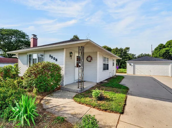 3508 E Oakwood ROAD, Oak Creek, WI 53154