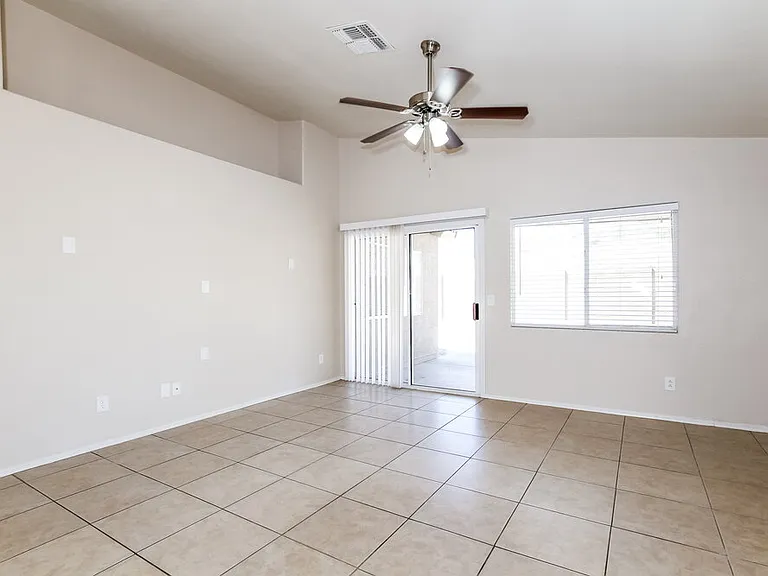 3618 W Tina Ln — Photo 6