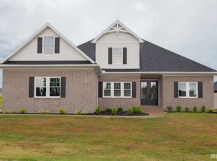 333 Quail Crossing Dr, Boonville, IN 47601