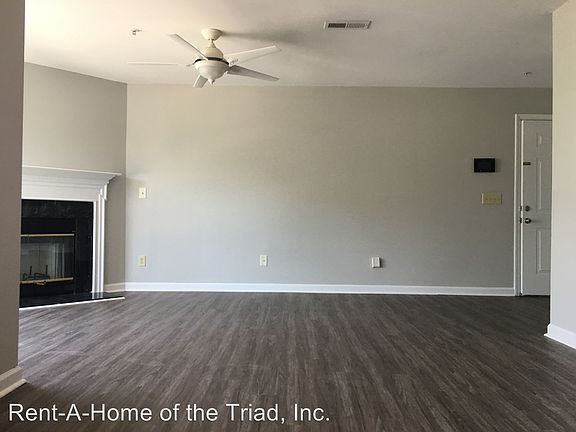 4th image of 5000 Lawndale Dr #2A