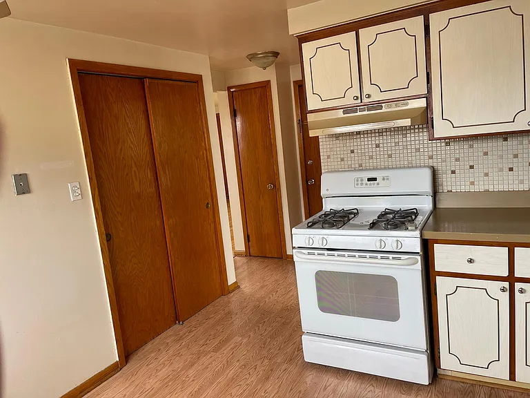 5100 W 79th Pl #1N — Photo 3
