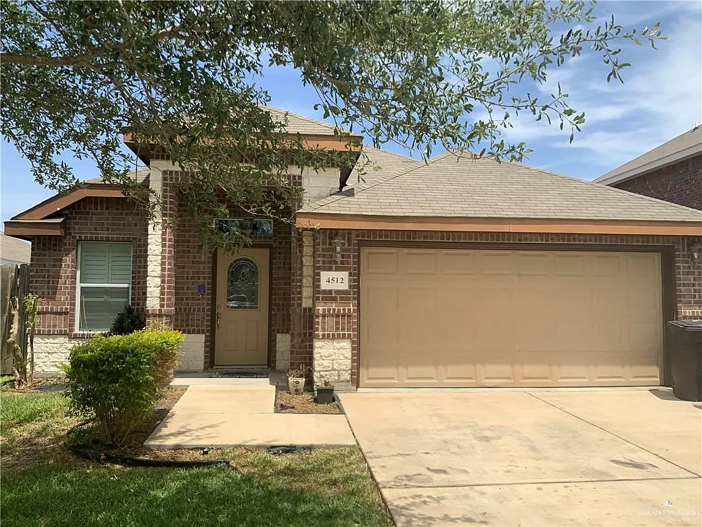 3 bed, 2.0 bath, 1386 sqft, $1,600 — Photo 2