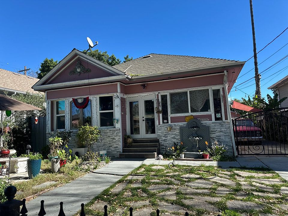 1st image of 710 S 8th St