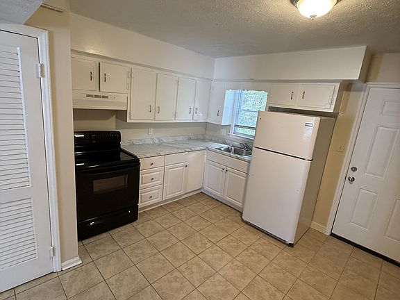 3rd image of 2950 W Main St APT 9
