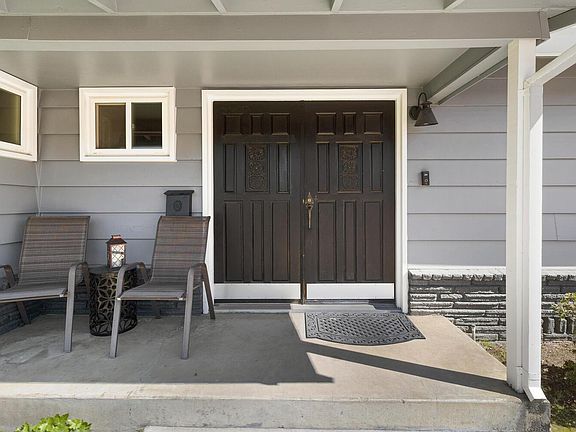 5th image of 2032 Mission Ave