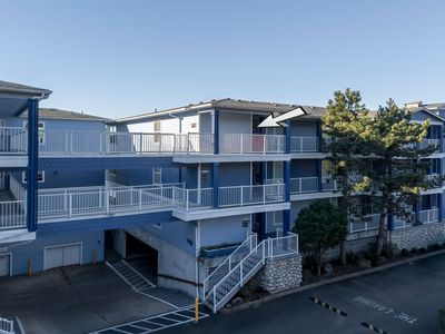 890 SE Bay Blvd #310, Newport, OR, 97365
