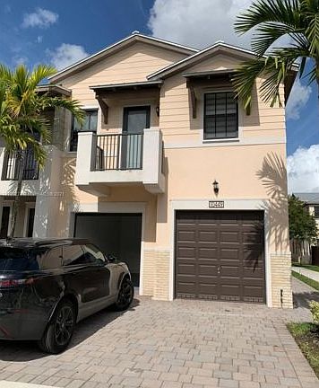 3rd image of 10449 NW 61st St #0