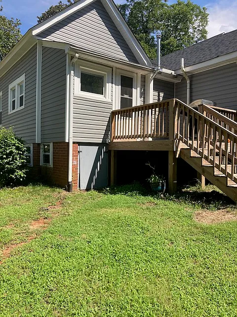 3 bed, 1395 sqft, $1,650 — Photo 4