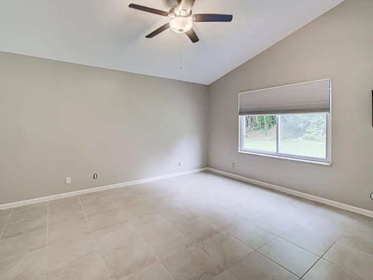 7774 Stirling Bridge Blvd S — Photo 10
