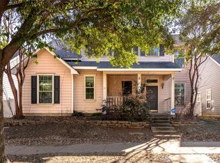 10110 Lakeview Dr, Aubrey, TX 76227