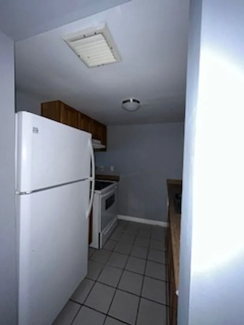 $400 Off First Month Rent! Tampa Racquet Club — Photo 4