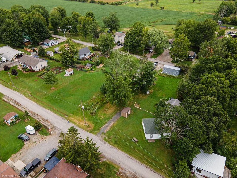 1st image of 12 Canada Rd